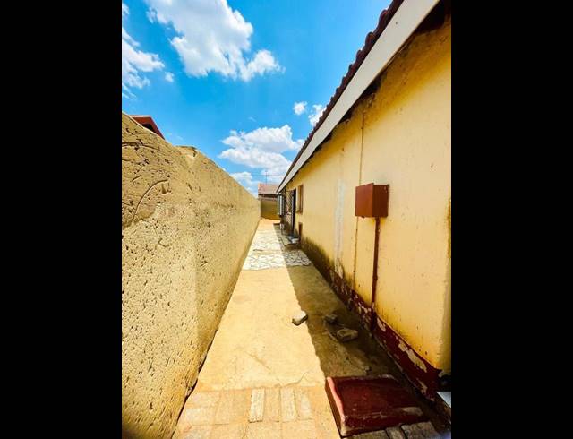 3 BEDROOM HOUSE FOR SALE IN DOORNKOP